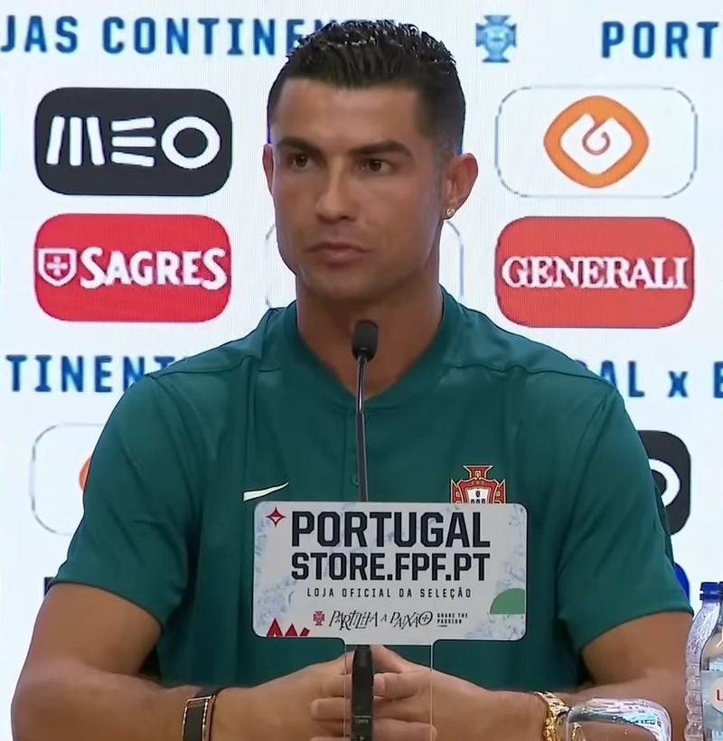 Ronaldo handed 30-day suspension by Portuguese FA after leaving Portugal camp