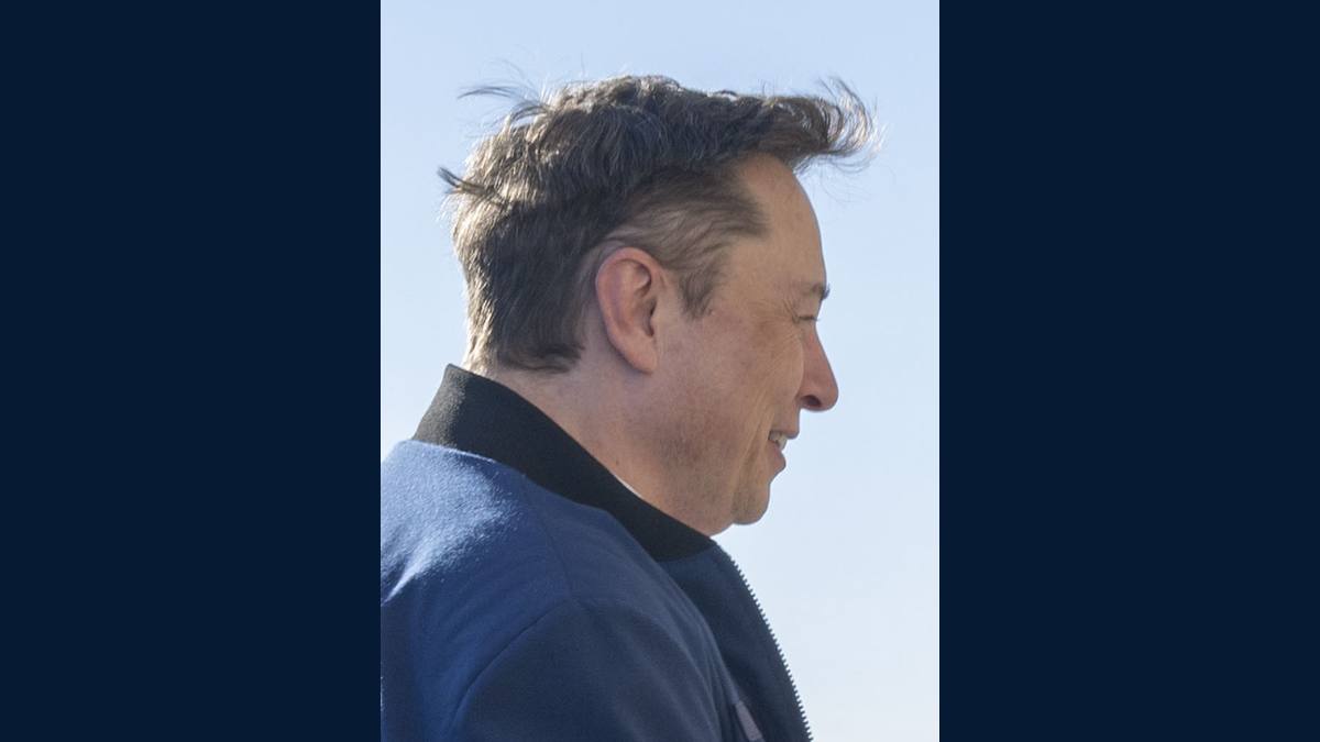 Musk pledges a SpaceX share to every child in the US next year
