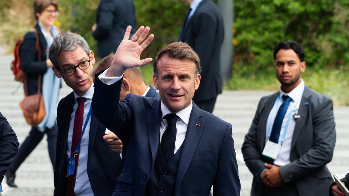 Macron: only trade union marches will be allowed in France on Saturday, other protests to be banned