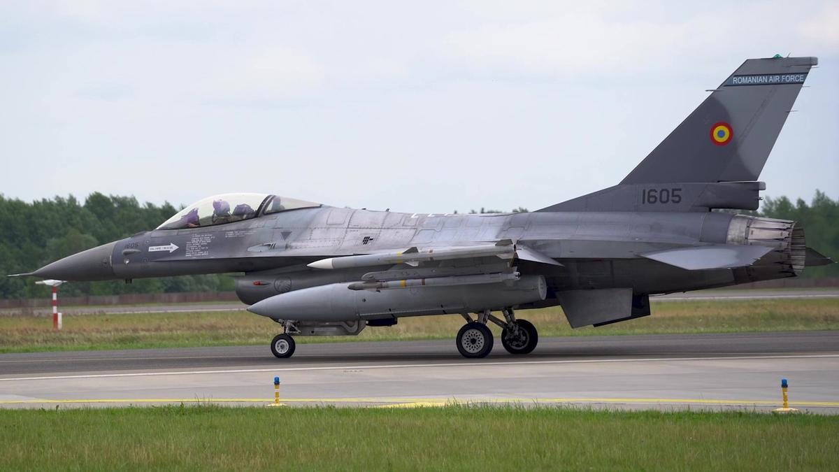 Two drones enter Romania's airspace from Moldova; four F-16s scrambled and drone alerts sent in six north-eastern counties