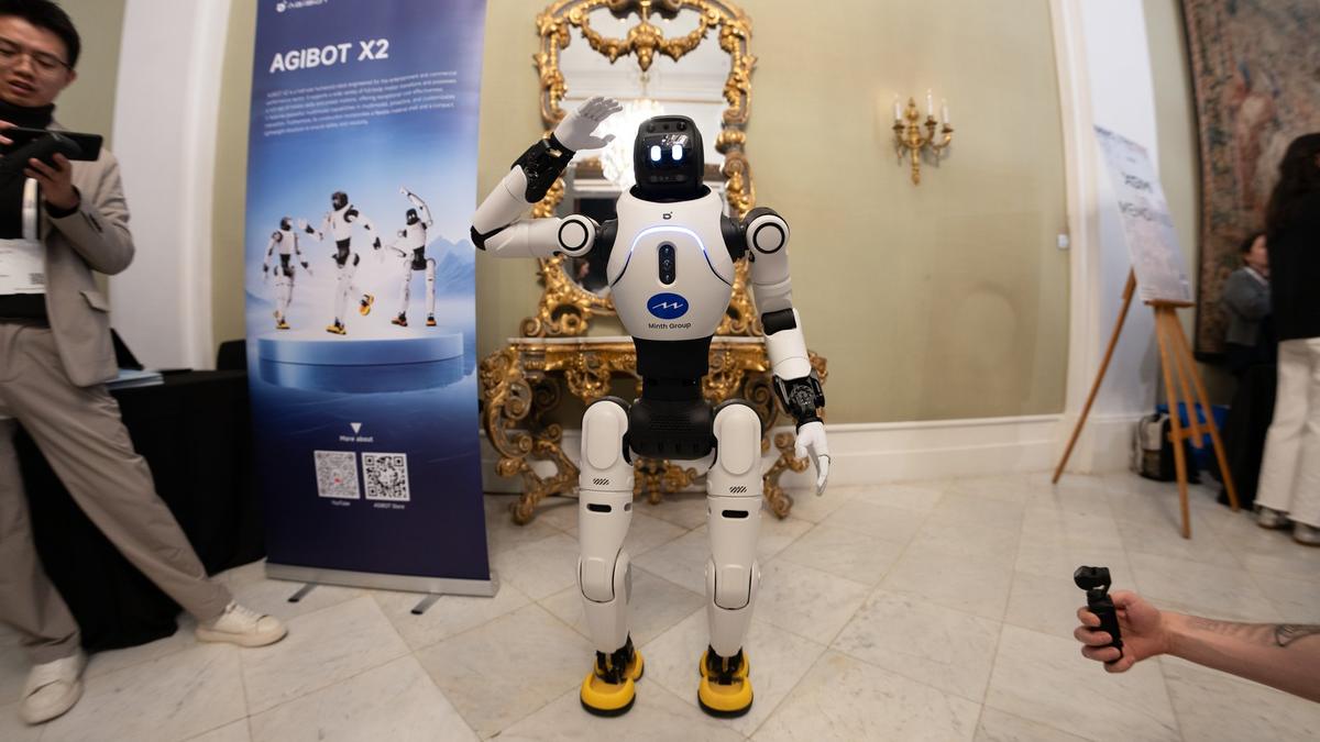 110 AgiBot humanoid robots dance together in China to set a Guinness World Records title